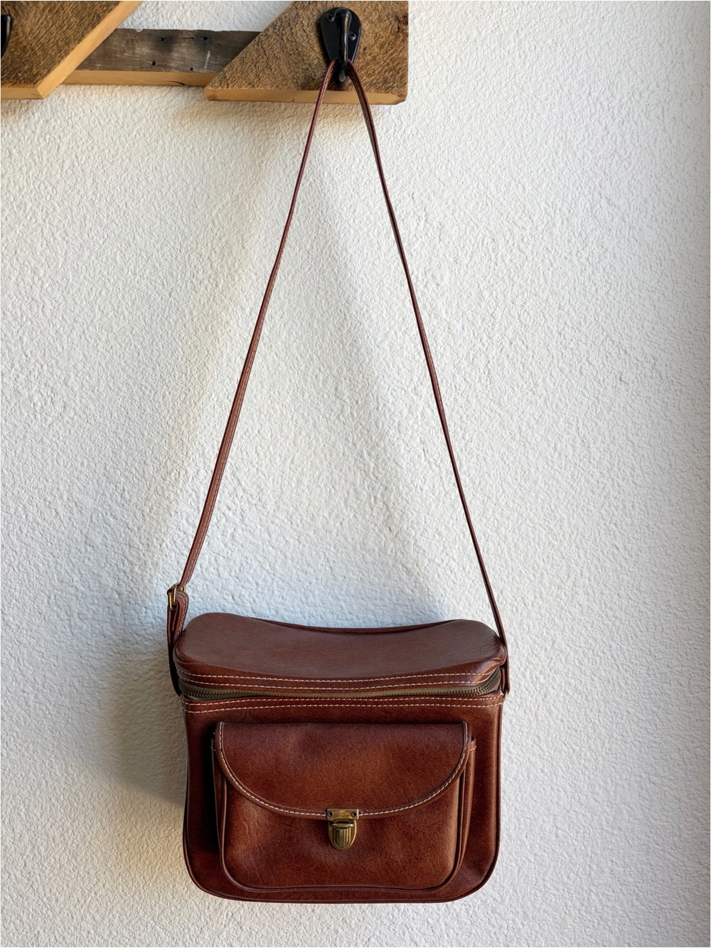 Vintage Hinson Brown Camera Bag